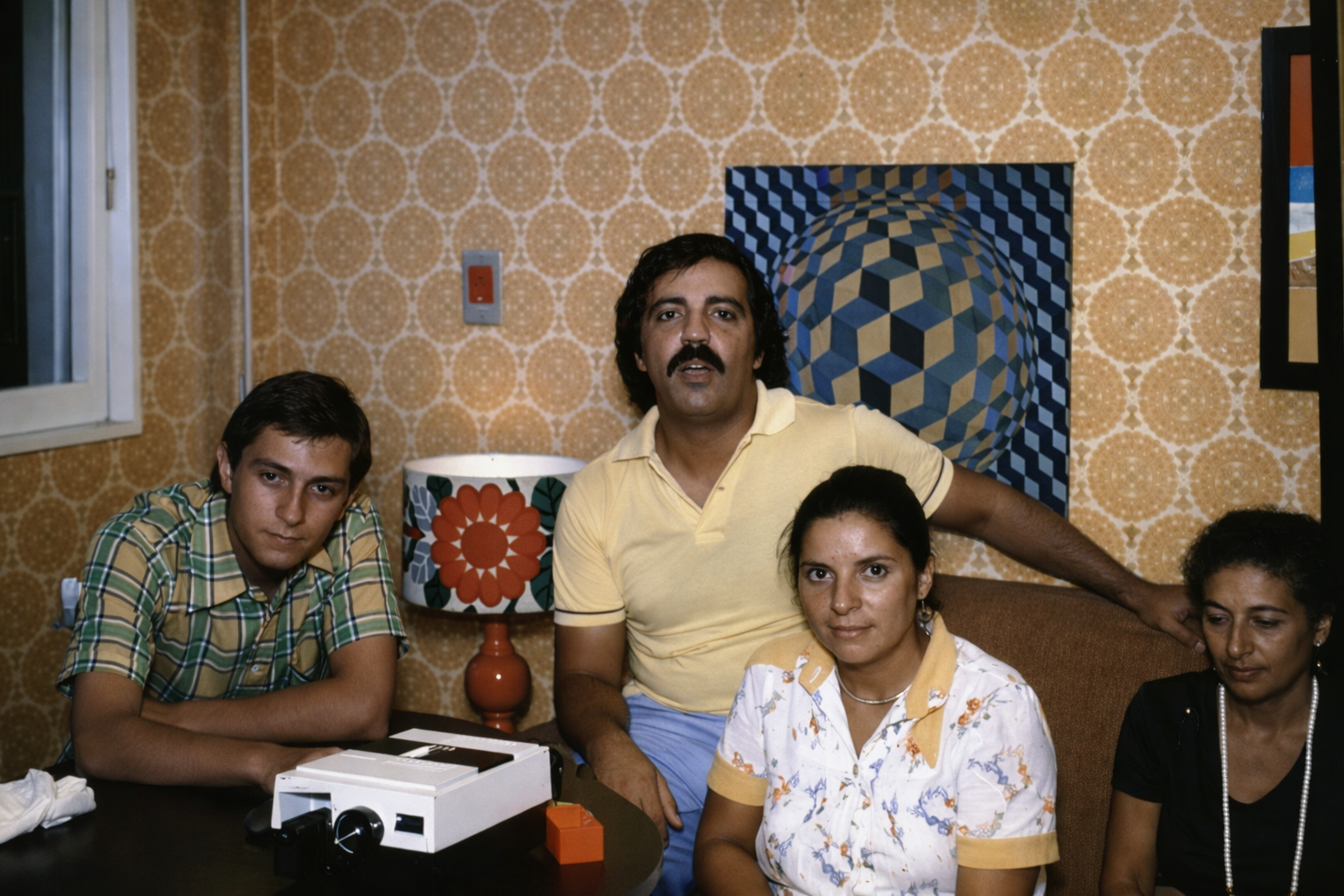 Família sala vintage