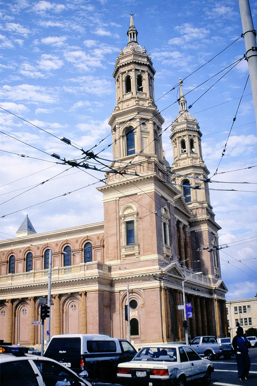 Igreja europeia no centro de São Francisco