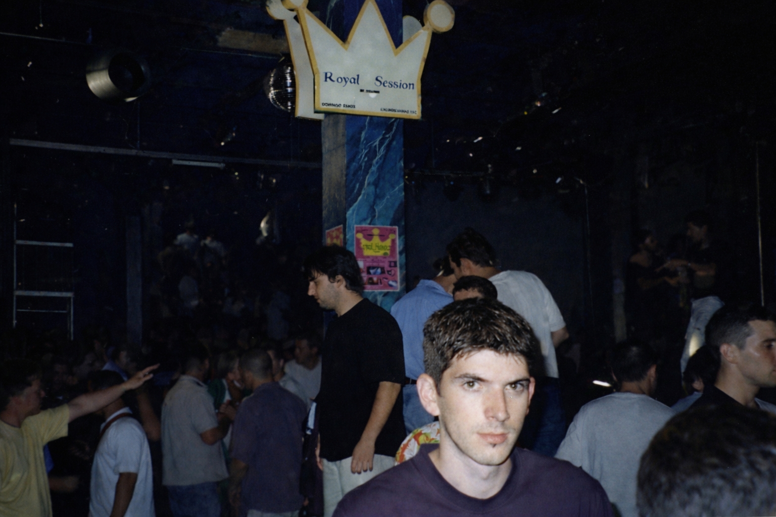 Noite no clube Royal Session