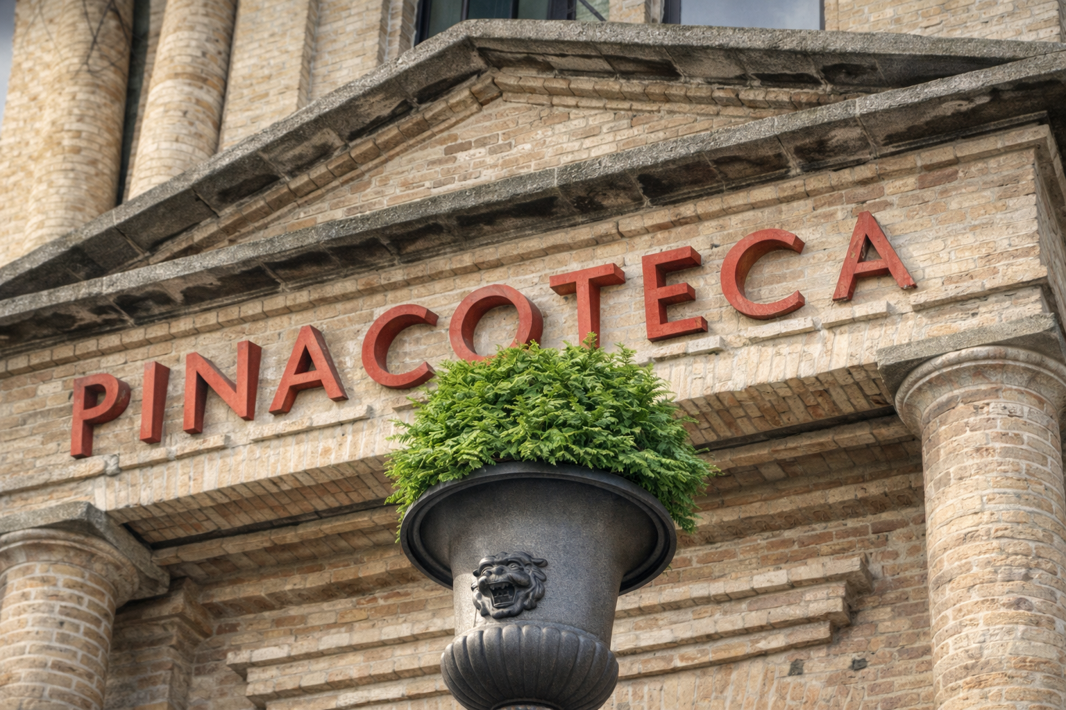 Façade da Pinacoteca com detalhes