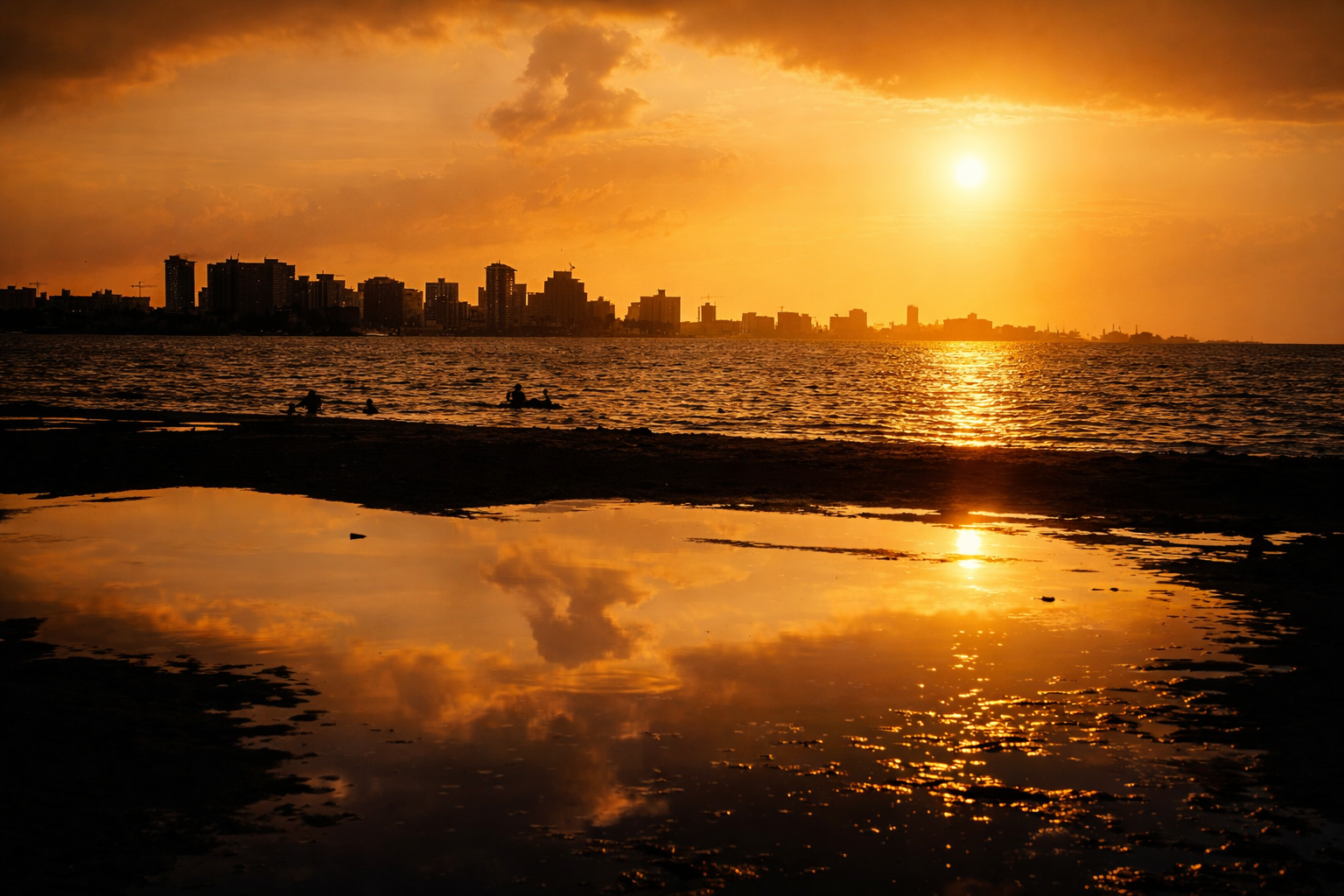 Por do sol sobre a cidade
