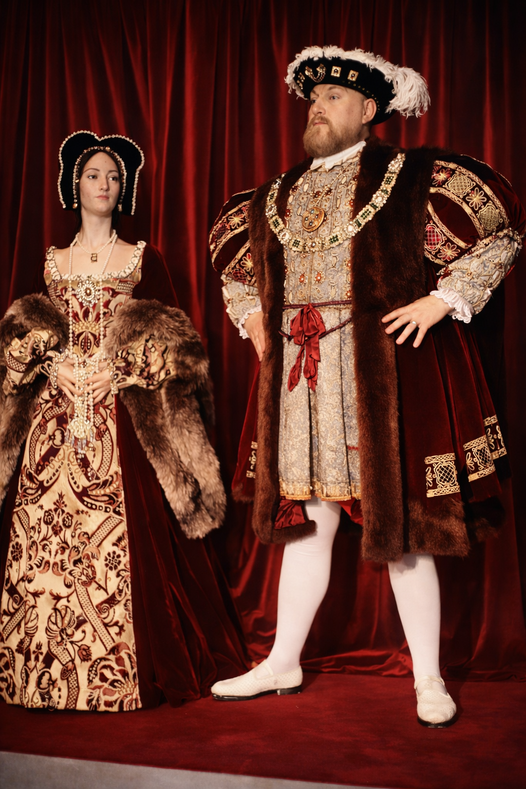 Figura real Tudor em palco