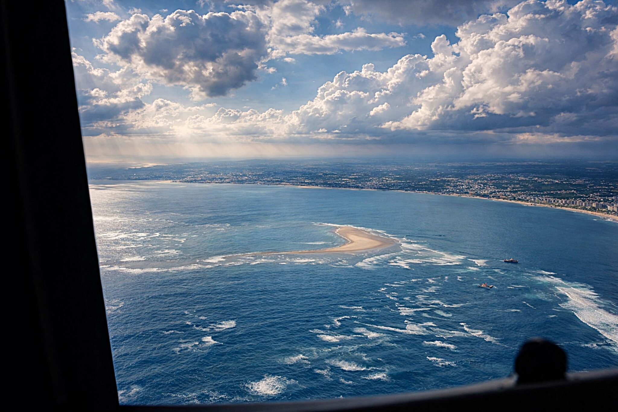 Vista aérea da costa dourada