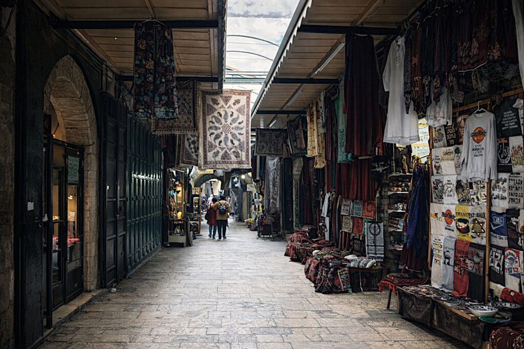 Mercado tradicional de rua coberta
