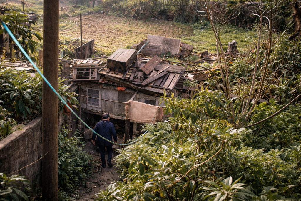Habitação improvisada em área rural