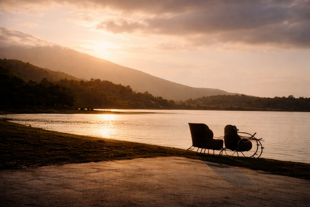Final de tarde à beira do lago