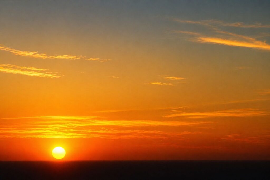 Pôr do sol sereno sobre horizonte plano