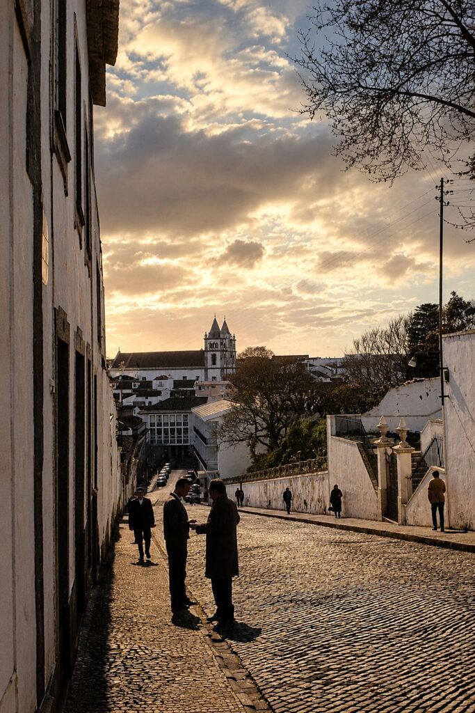 Rua histórica ao pôr-do-sol