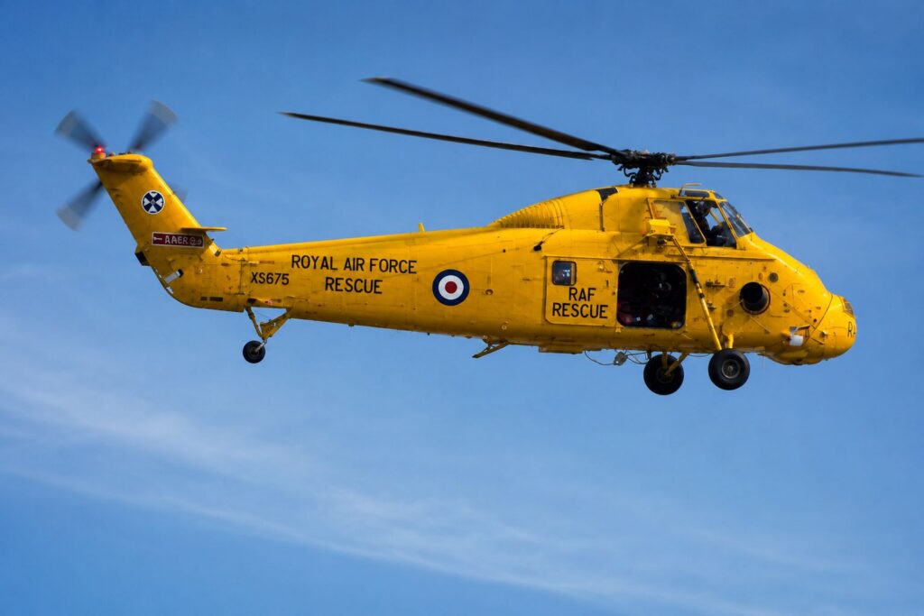 Helicóptero de Resgate da RAF em Voo
