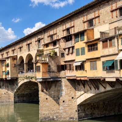 Ponte Vecchio sobre o Arno em Florença